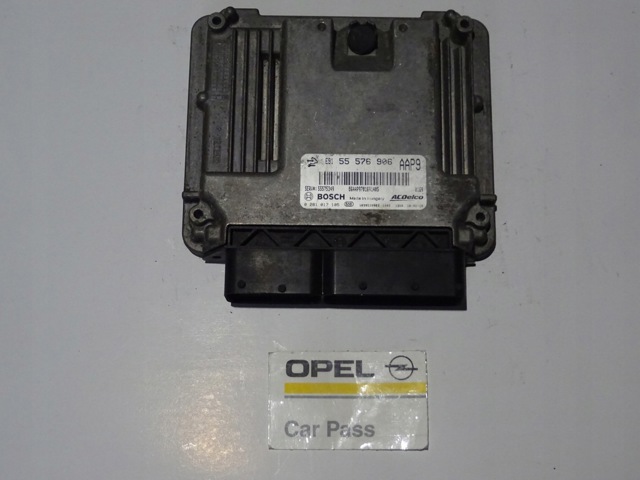 Модуль управления двигателем 55575349 OPEL