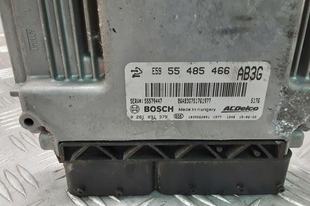 Компьютер двигателя 55579447 OPEL