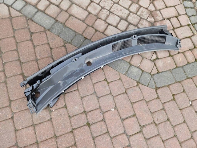 557080H150 TOYOTA Водосток лобового стекла, жабо купить в Львов