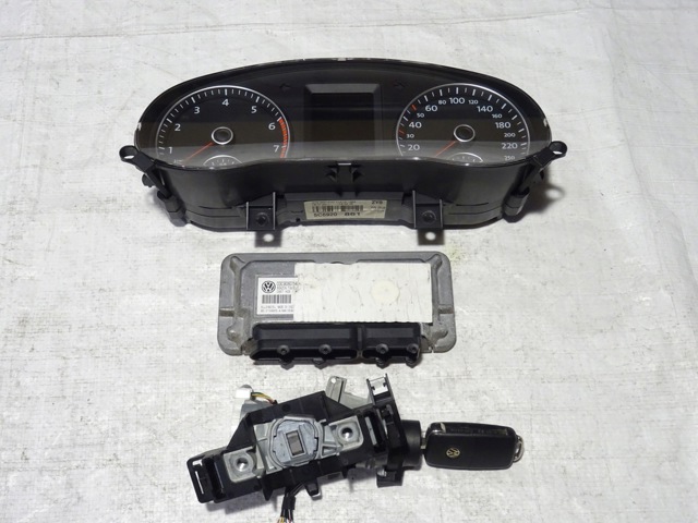 VAG 5C6920861 Панель приборов в наличии Черкассы