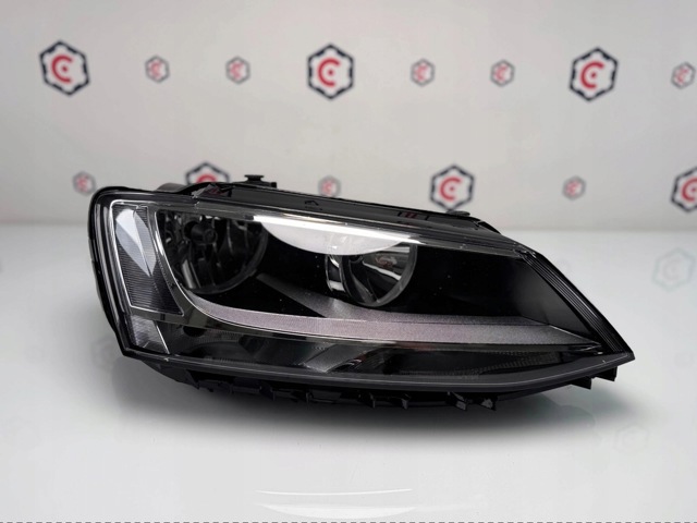 VAG 5C7941006H Фара правая в наличии Украина