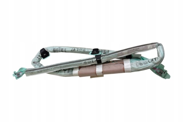 VAG 5GM880741C Шторка боковая, левая в наличии Черкассы
