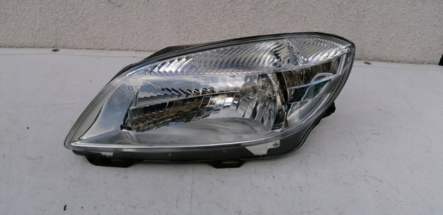 VAG 5J1941017C Левая фара в наличии Ровно