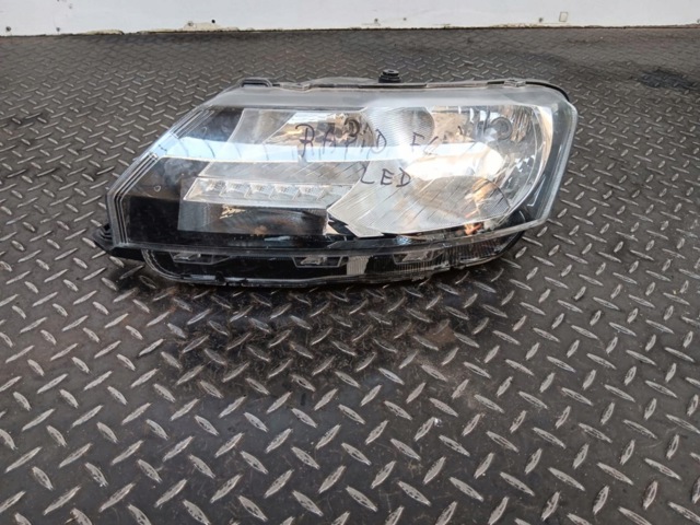 Фара дальнего света в сборе 5JB941015B VAG
