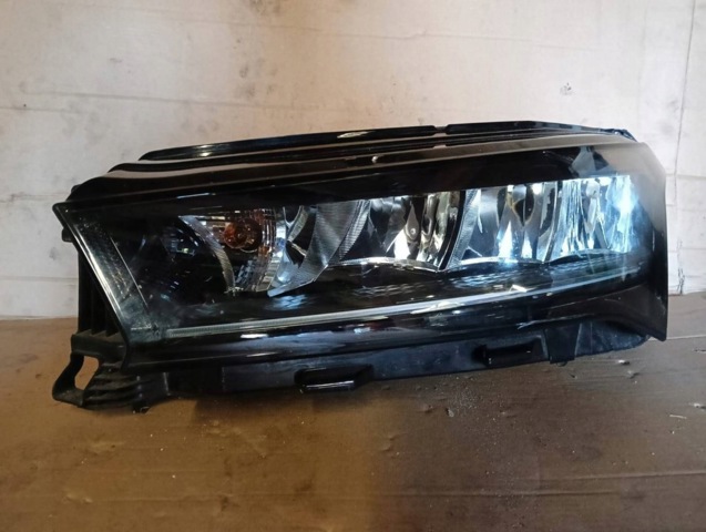 5LB941015 VAG Левая фара купить в Кривой Рог