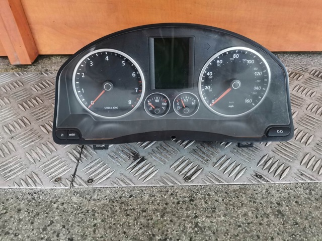 VAG 5N0920970C Приборная доска (щиток приборов) в наличии Ужгород
