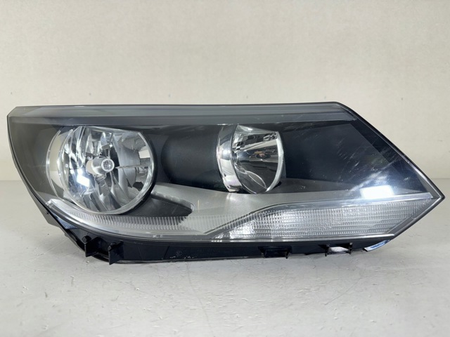VAG 5N0941006 Фара правая в наличии Каменское