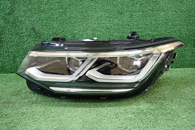 5NB941113F VAG Левая фара купить в Черновцы