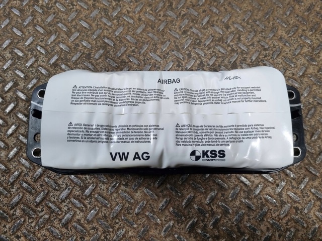 5NN880204M VAG Подушка безопасности (AIRBAG) пассажирская купить в Черкассы