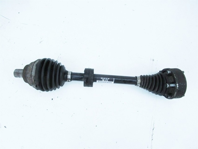 5Q0407271BP VAG Левая полуось купить в Ирпень