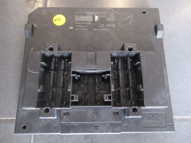 VAG 5Q0937084CD в наличии Житомир