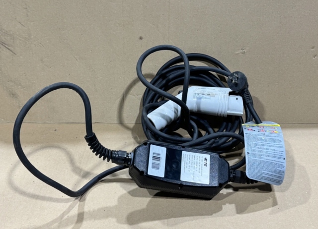 VAG 5QE971675CR Кабель для зарядки электромобиля в наличии Черкассы