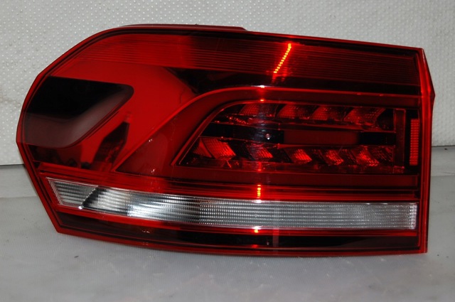 VAG 5TA945207C Фонарь задний левый внешний в наличии Черновцы