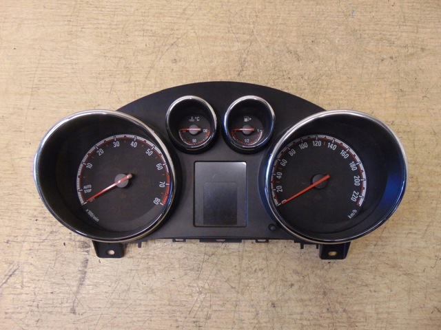 Щиток приборов 600775881 OPEL
