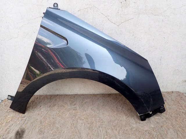 631004765R RENAULT Крыло переднее правое купить в Ровно