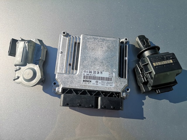 MERCEDES 6461532079 Блок управления двигателем в наличии Ужгород