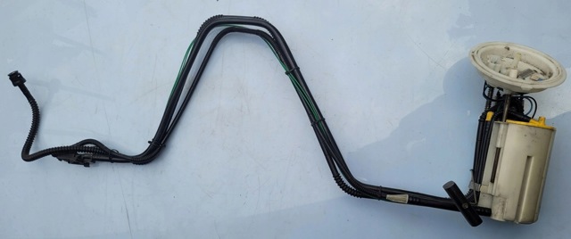 6765847 BMW Бензонасос купить в Черновцы