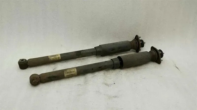Стойка амортизатора задняя 6785996 BMW