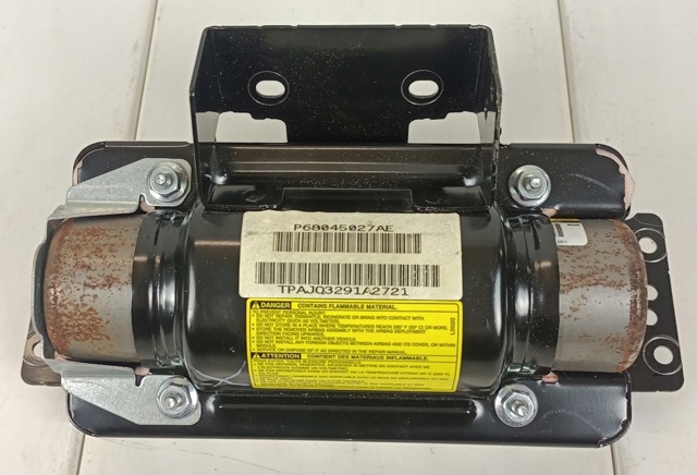 Подушка безопасности, пассажирская 68045027AE CHRYSLER