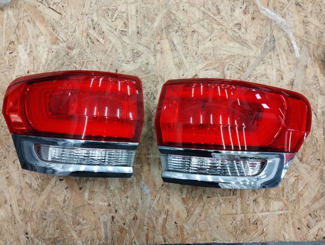 68110016AC CHRYSLER Фонарь задний правый внешний купить в Днепр