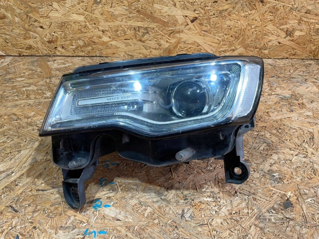 68144709AF CHRYSLER Фара левая купить в Украина