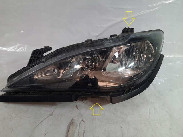 68228945AG CHRYSLER Левая фара купить в Хмельницкий