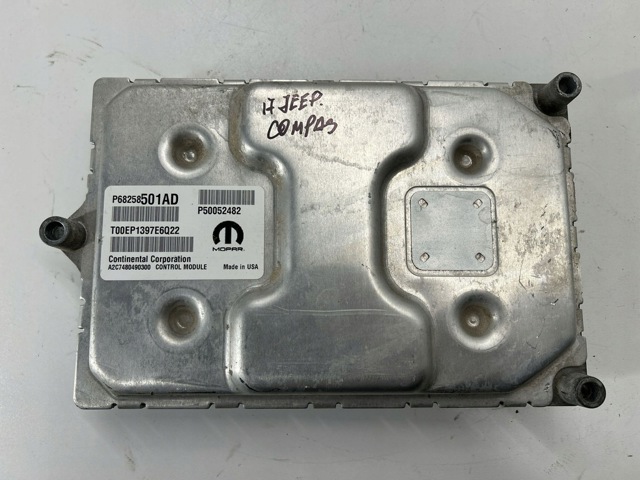 Электронный блок управления двигателем 68258501AD CHRYSLER