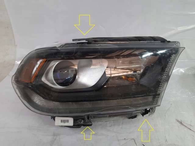 CHRYSLER 68299130AH Правая фара в наличии Ирпень