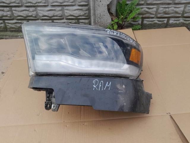 68316089AG CHRYSLER Фара левая купить в Павлоград