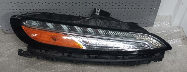 68321886AB CHRYSLER Фара дневного света правая купить в Сумы
