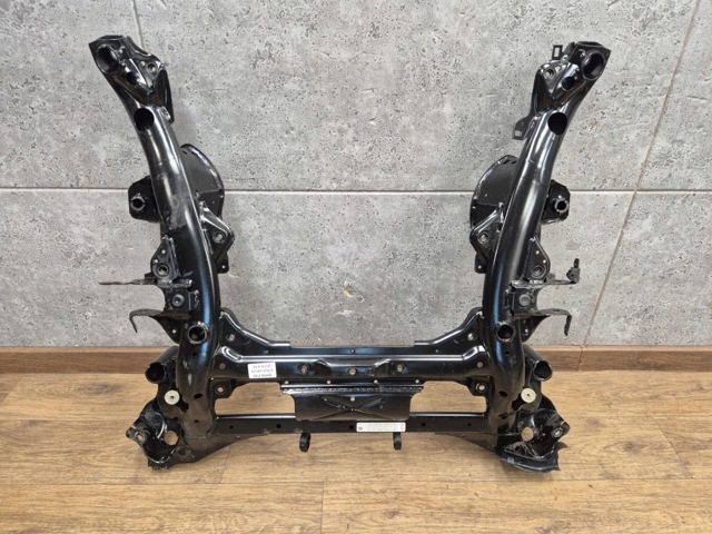6872121 BMW Подрамник передний купить в Черкассы