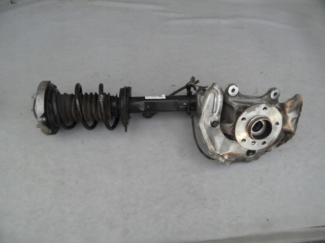 6876646 BMW Цапфа передняя правая купить в Сумы