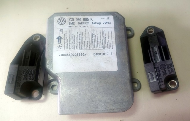 VAG 6Q0909606K Датчик удара в наличии Николаев