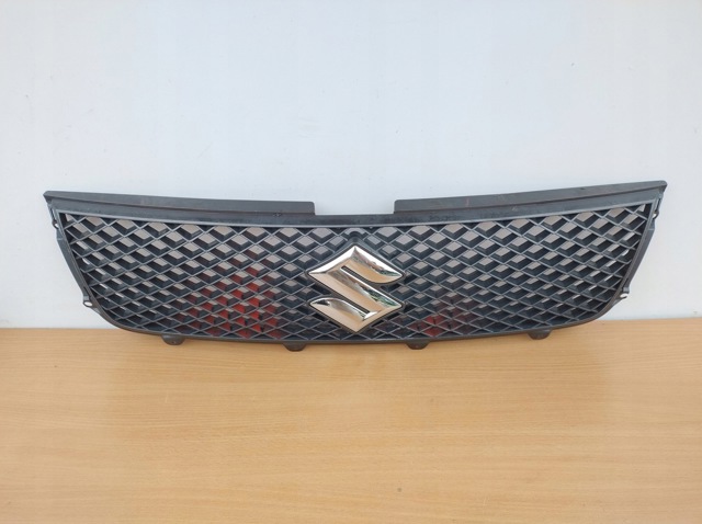 SUZUKI 7174165J0 Решетка радиатора в наличии Ужгород