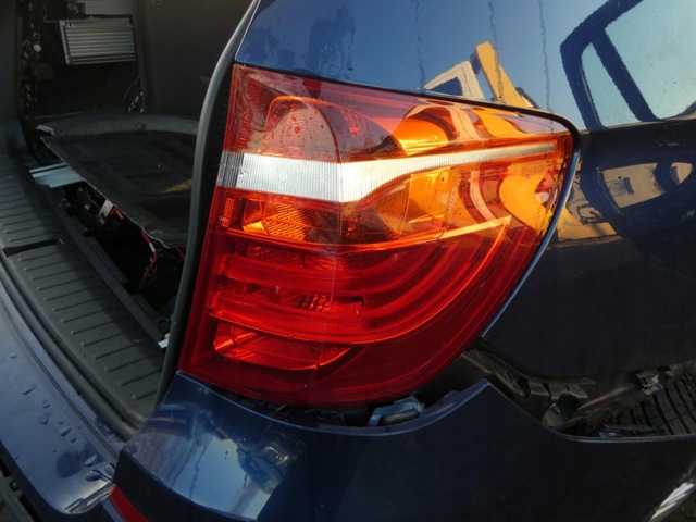 7220240 BMW Фонарь задний правый внешний купить в Хмельницкий