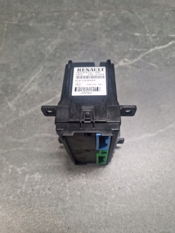 RENAULT 7421720483 Блок комфорта в наличии Тернополь