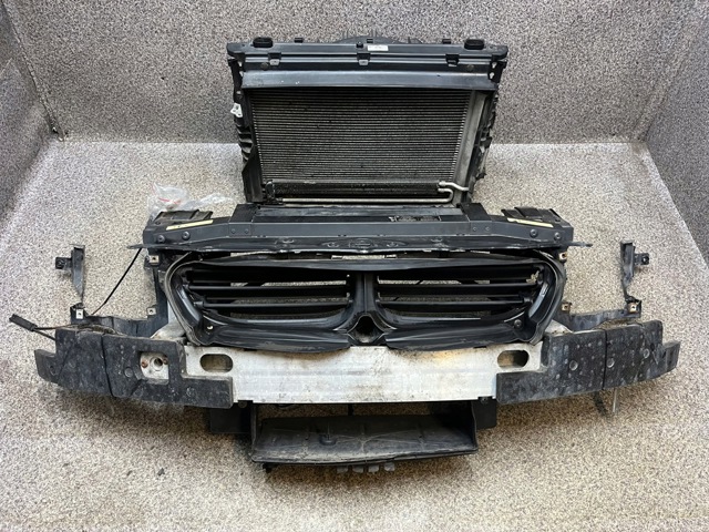 7507972 BMW Радиатор охлаждения двигателя купить в Винница
