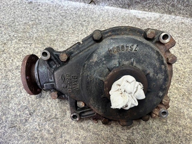7546112 BMW купить в Украина