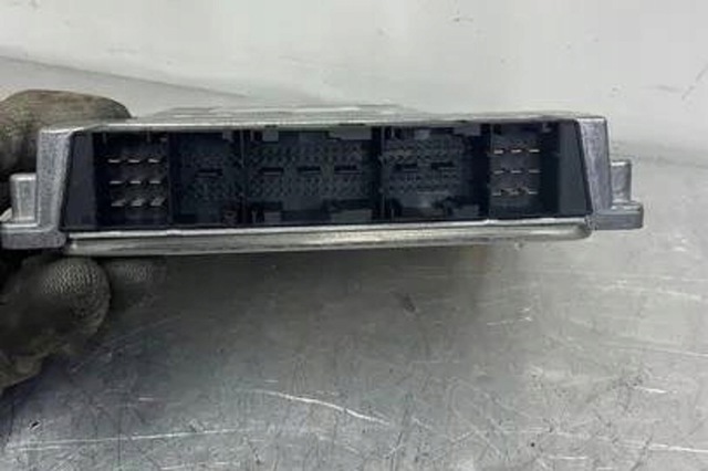 7576551 BMW купить в Ровно