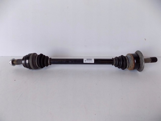 7598041 BMW Полуось задняя левая купить в Винница