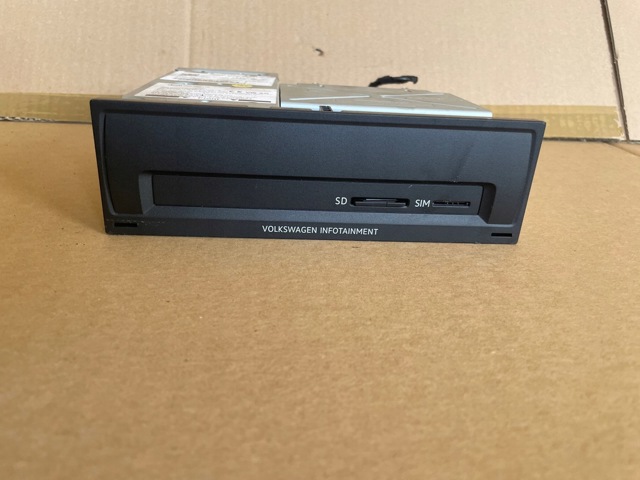 760035063 VAG Магнитола купить в Житомир