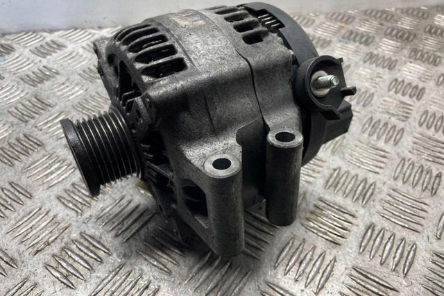 Генератор 7626153 BMW