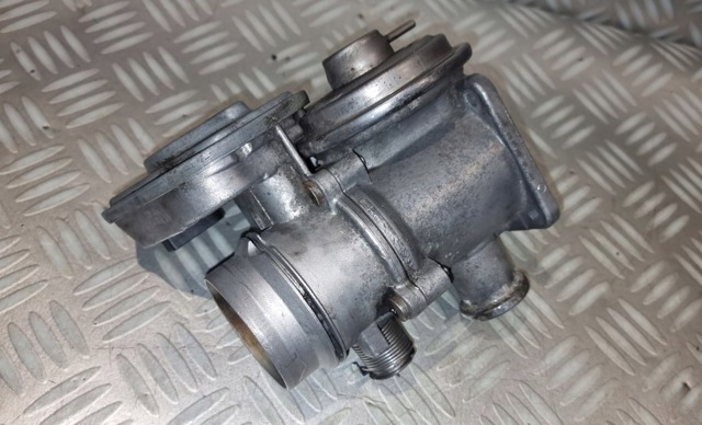 7791481 BMW Дроссельная заслонка в сборе купить в Киев