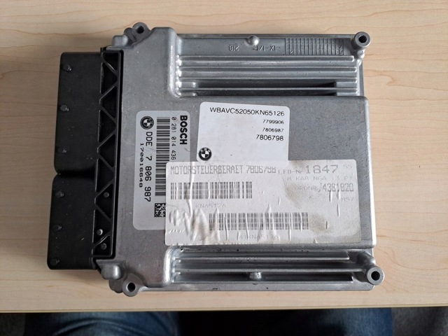 Модуль управления двигателем 7806987 BMW