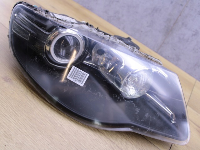 7L6941032C VAG Правая фара купить в Павлоград
