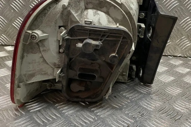 Плата заднего фонаря, контактная 7L6945258 VAG