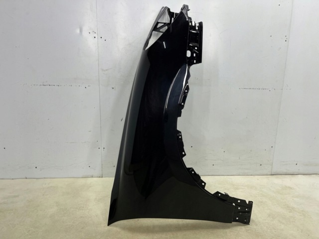 7P5821252 PORSCHE купить в Ирпень