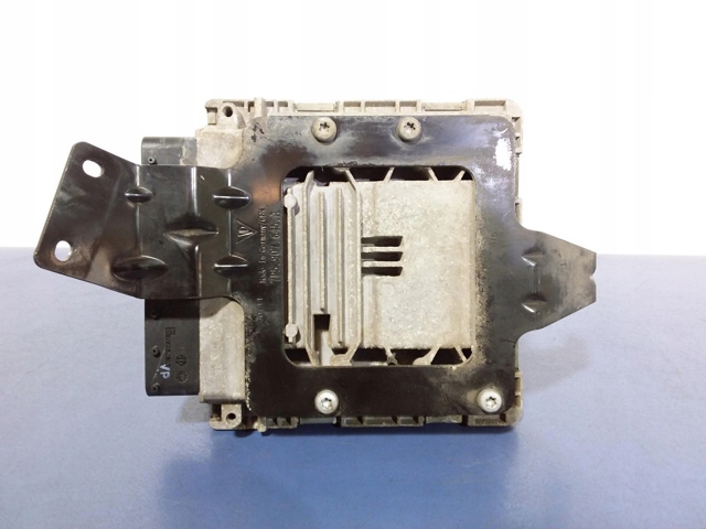 7P5906033 PORSCHE купить в Чернигов