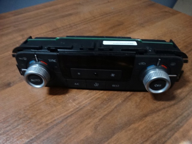 VAG 7P6907040CK Блок управления кондиционером в наличии Сумы