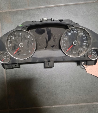 VAG 7P6920880D Панель приборов в наличии Винница